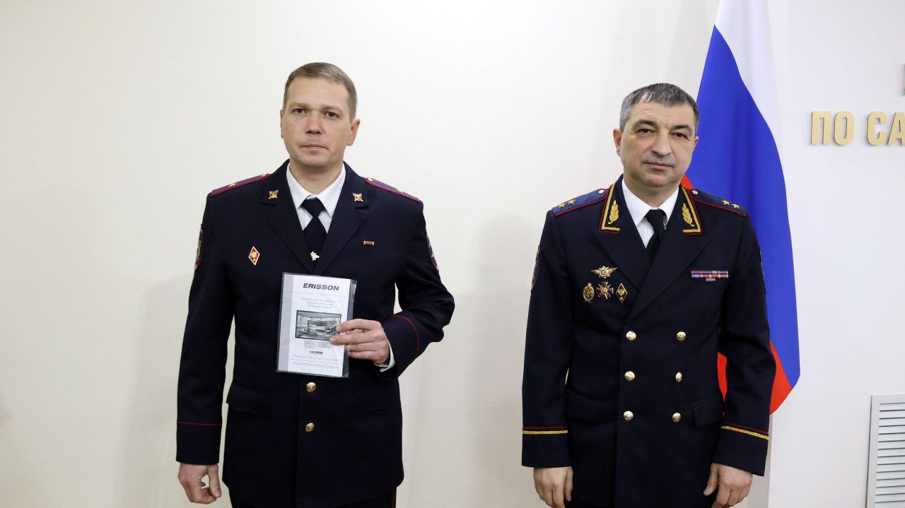 Службе участковых уполномоченных полиции 102 года! Службе участковых уполномоченных полиции 102 года!