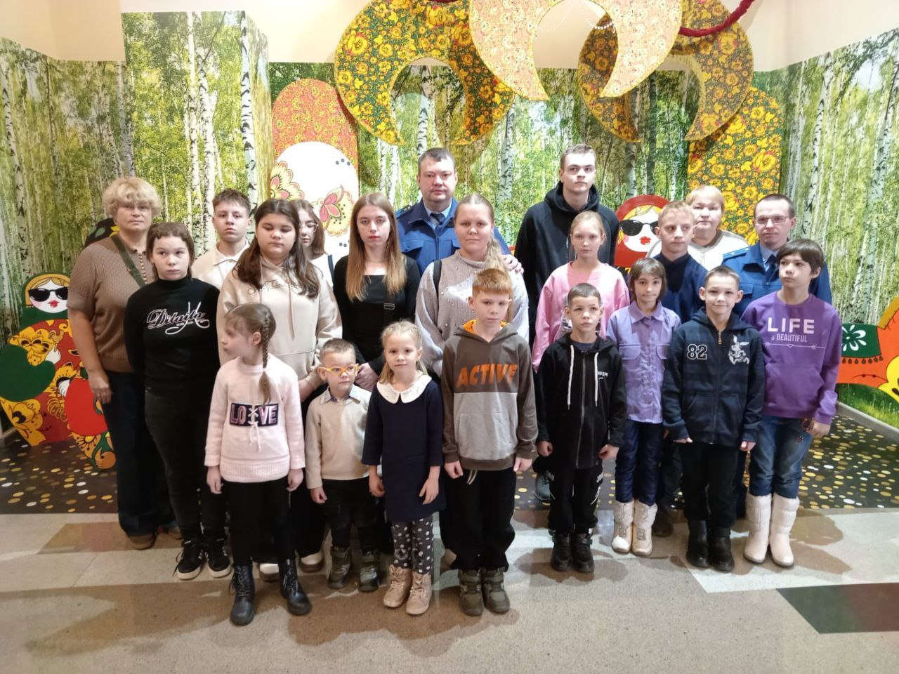 Прокуратура Саратовской области вновь организовала для ребят из подшефного Центра Красноармейска посещение циркового представления