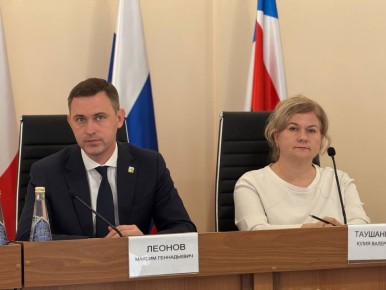 На очередном заседании штаба по благоустройству поручил усилить контроль за нарушениями в сфере благоустройства и работу по организации контейнерных площадок