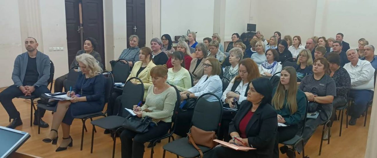 В администрации Энгельсского района состоялись встречи с работниками социальной сферы В администрации Энгельсского района состоялись встречи с работниками социальной сферы