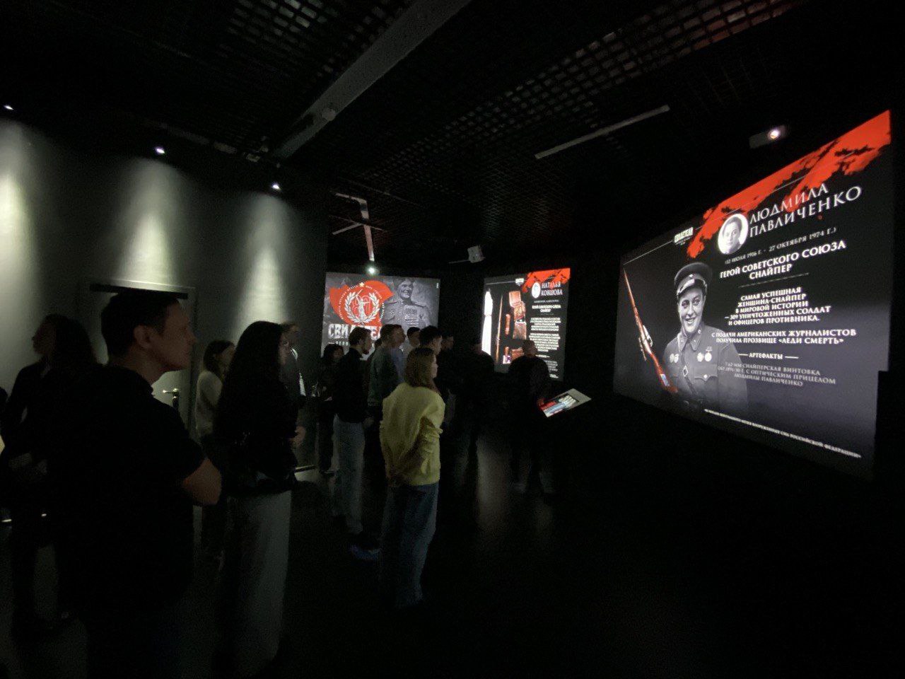 Для слушателей Саратовского межрегионального центра профессионального обучения прокурорских работников организована экскурсия по историческому парку "Россия - моя история" Для слушателей Саратовского межрегионального центра профессионального обучения прокурорских работников организована экскурсия по историческому парку "Россия - моя история"