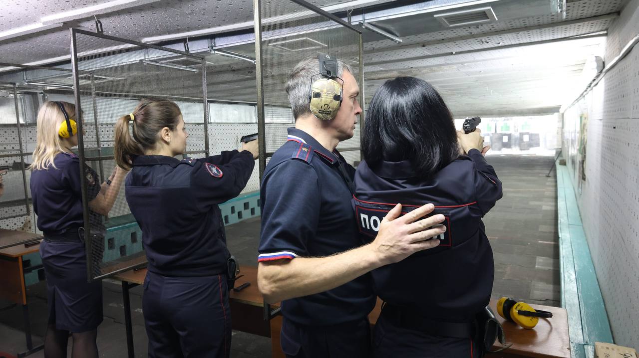 В ГУ МВД России по Саратовской области состоялся чемпионат по стрельбе из боевого ручного стрелкового оружия В ГУ МВД России по Саратовской области состоялся чемпионат по стрельбе из боевого ручного стрелкового оружия