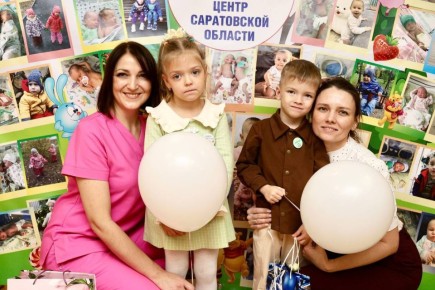 Белые лепестки – как символ жизни, победы и радости