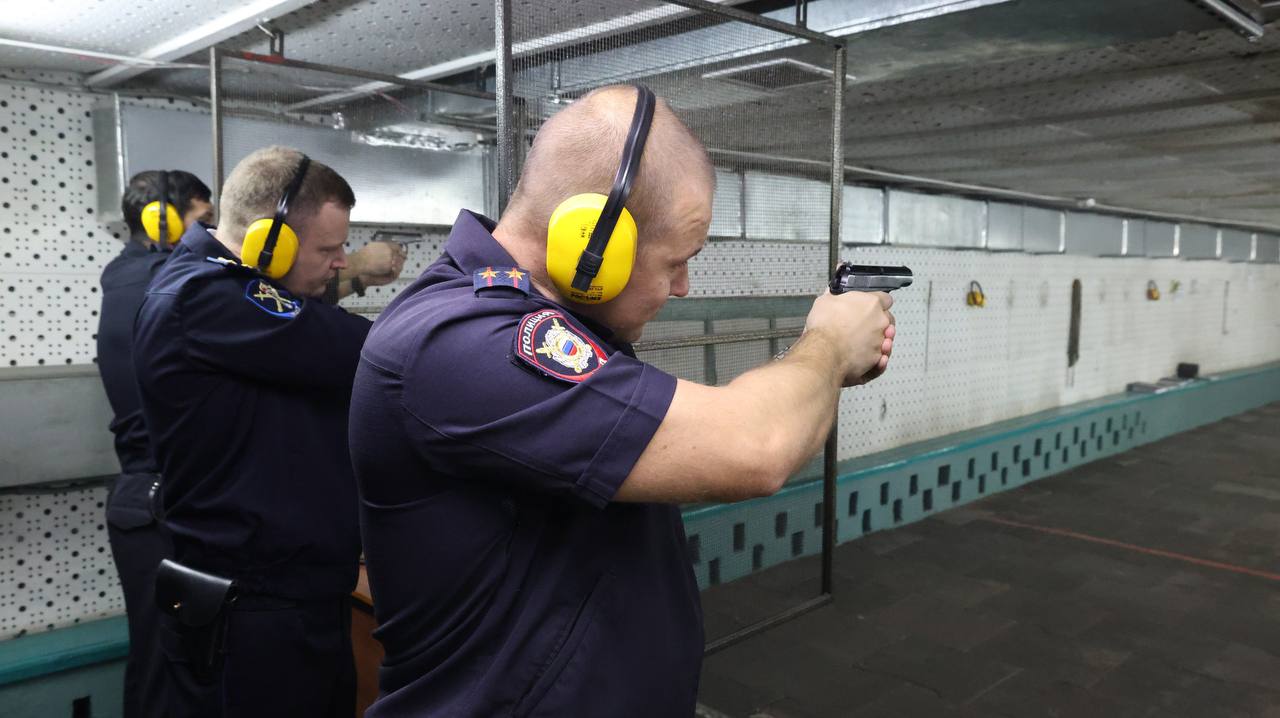 В ГУ МВД России по Саратовской области состоялся чемпионат по стрельбе из боевого ручного стрелкового оружия В ГУ МВД России по Саратовской области состоялся чемпионат по стрельбе из боевого ручного стрелкового оружия