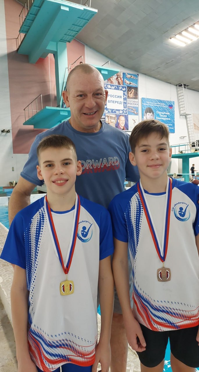 Балаковские спортсмены привезли награды с Всероссийских соревнований по прыжкам в воду Балаковские спортсмены привезли награды с Всероссийских соревнований по прыжкам в воду