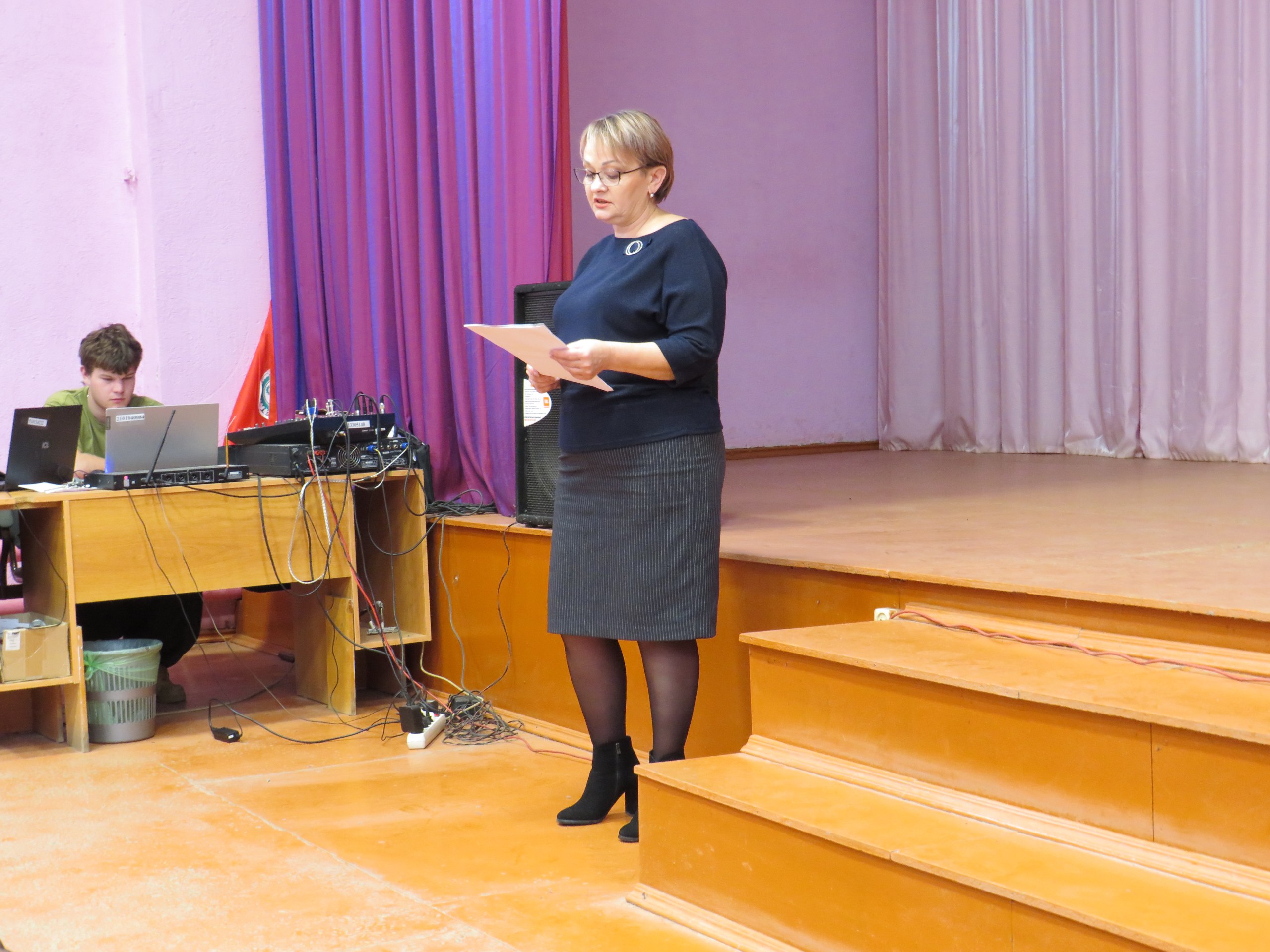 Сотрудники Госавтоинспекции в Базарном Карабулаке провели «краш-курс» для студентов Сотрудники Госавтоинспекции в Базарном Карабулаке провели «краш-курс» для студентов