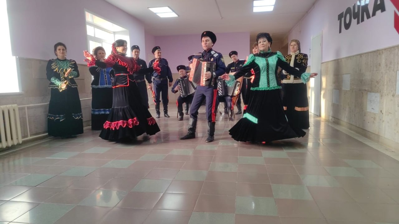 Праздник музыки и единства: концерт в поселке Николевский Праздник музыки и единства: концерт в поселке Николевский