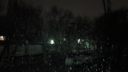 Снег в Саратове и области. Госавтоинспекция региона призывает водителей проявлять особую осторожность на дорогах