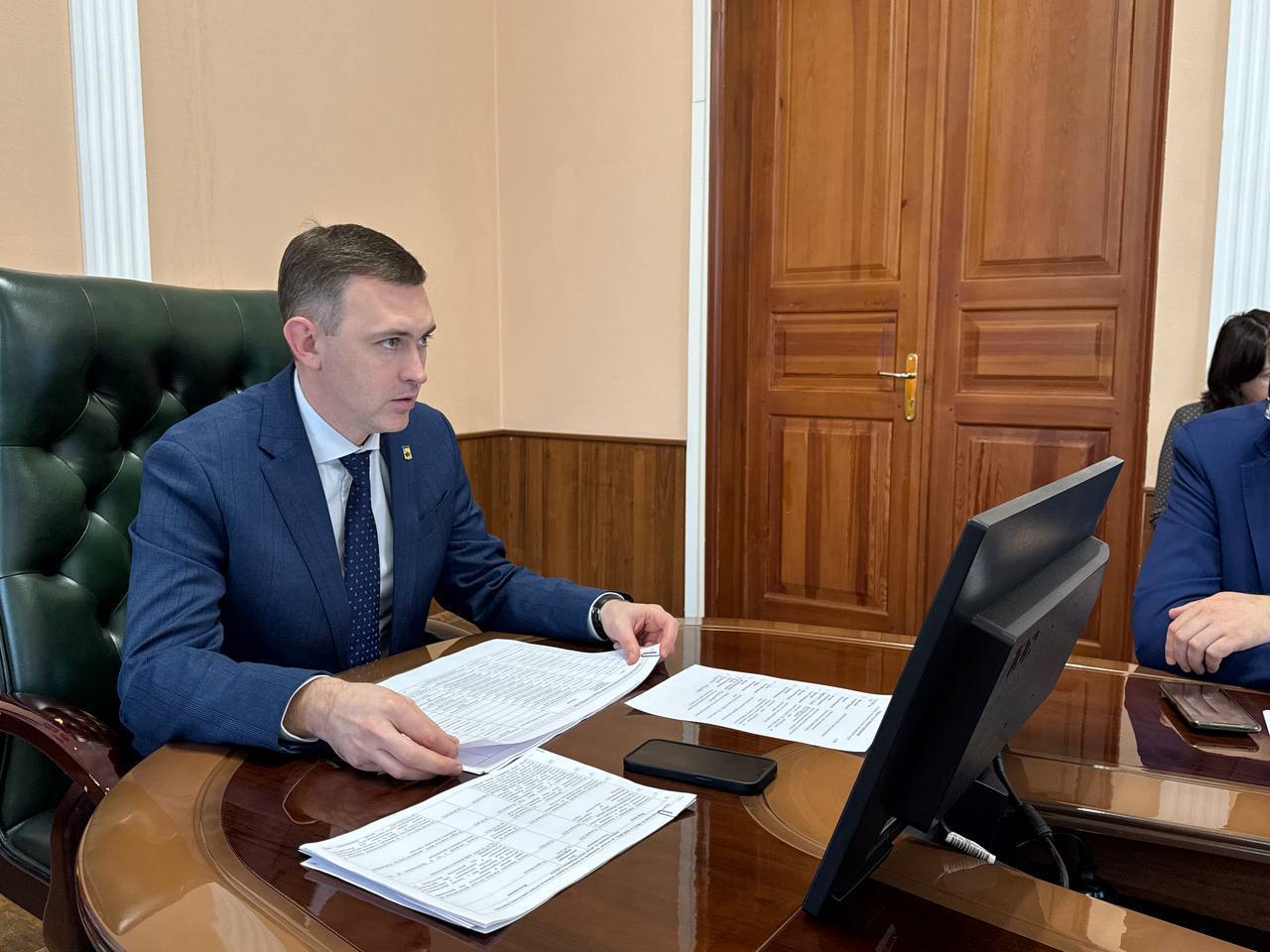 В соответствии с решением районного Собрания депутатов, которое было принято в этом году в рамках майской сессии, после сноса аварийного жилого фонда освобожденные земельные участки в Энгельсcком районе будут использоваться... В соответствии с решением районного Собрания депутатов, которое было принято в этом году в рамках майской сессии, после сноса аварийного жилого фонда освобожденные земельные участки в Энгельсcком районе будут использоваться...