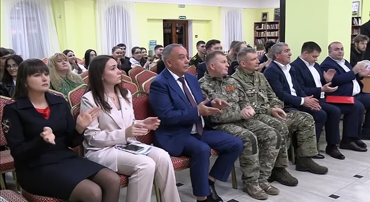 В Саратове состоялся музыкально-поэтический фестиваль «Волжский калейдоскоп», который ежегодно проходит по инициативе Общественного совета при Главном управлении МВД России по Саратовской области