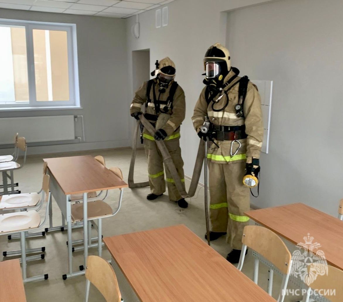 В Базарном Карабулаке загорелась вторая школа В Базарном Карабулаке загорелась вторая школа