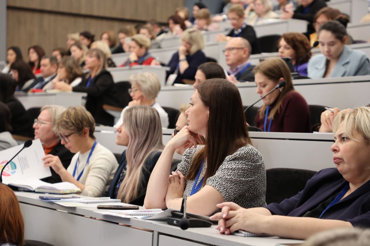 Развитию наставничества и решению проблем детской виктимизации было посвящено Всероссийское совещание для сотрудников КДН Развитию наставничества и решению проблем детской виктимизации было посвящено Всероссийское совещание для сотрудников КДН
