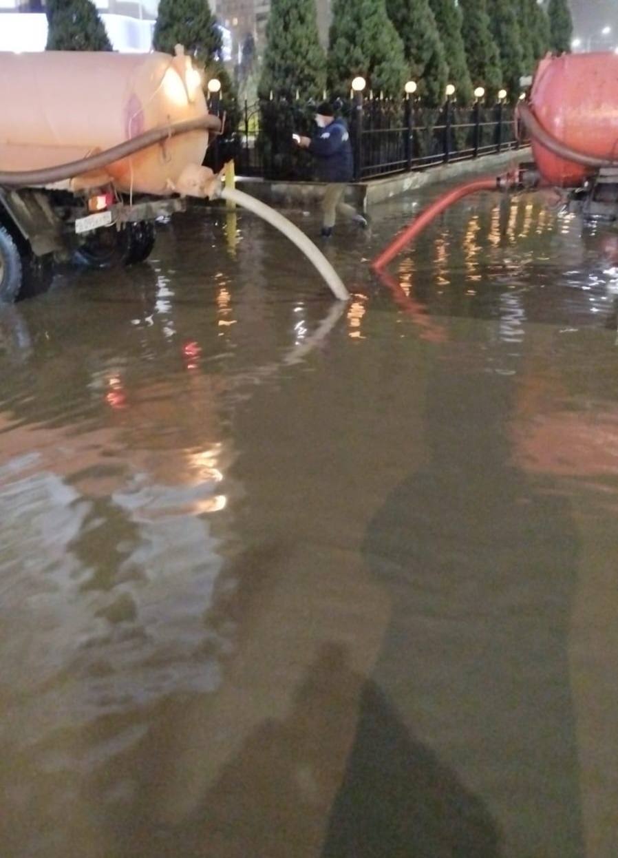 Работы по ликвидации последствий дождей продолжаются в непрерывном режиме Работы по ликвидации последствий дождей продолжаются в непрерывном режиме