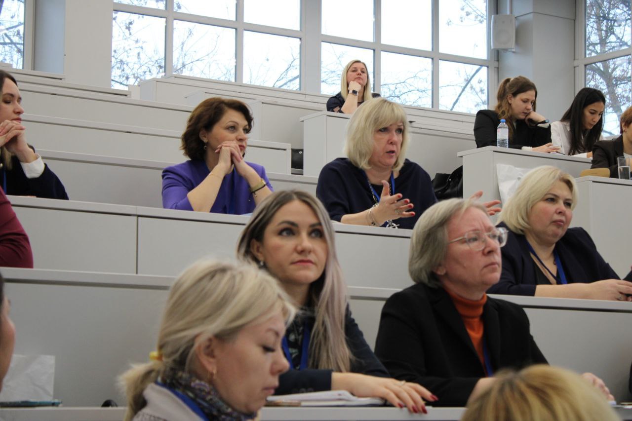 Развитию наставничества и решению проблем детской виктимизации было посвящено Всероссийское совещание для сотрудников КДН Развитию наставничества и решению проблем детской виктимизации было посвящено Всероссийское совещание для сотрудников КДН