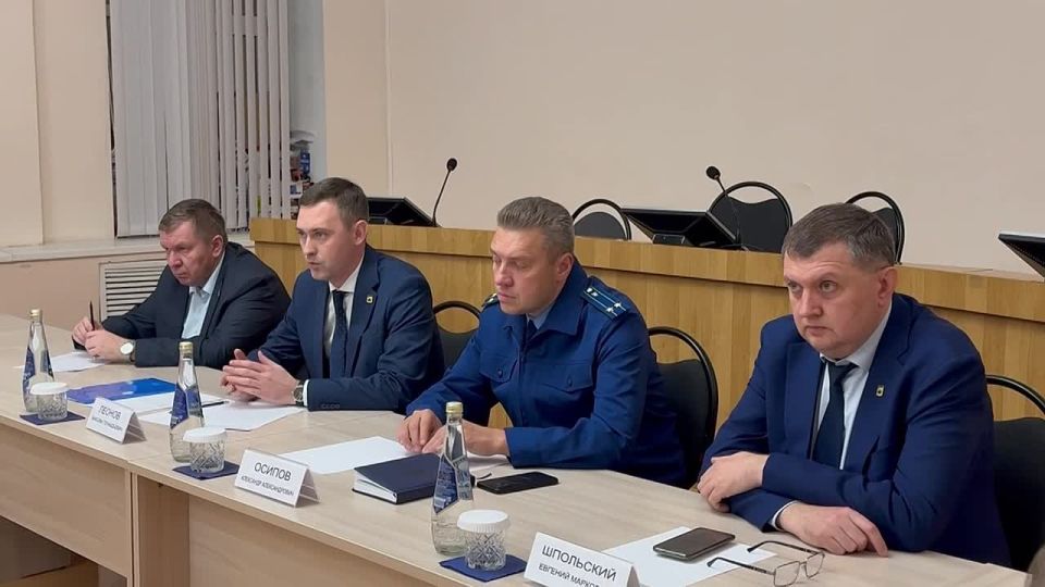 �� ������� ������ ���������� � �������� �.�. �����������. � ������ ����������� ��������� ����� ����� �� ������� ���������� �� ��������� �� ��������� ��� ������� �������� �����, ������� �� ��� ��� ���� �������� �� ����������...