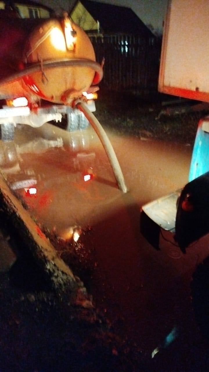 Работы по ликвидации последствий дождей продолжаются в непрерывном режиме Работы по ликвидации последствий дождей продолжаются в непрерывном режиме