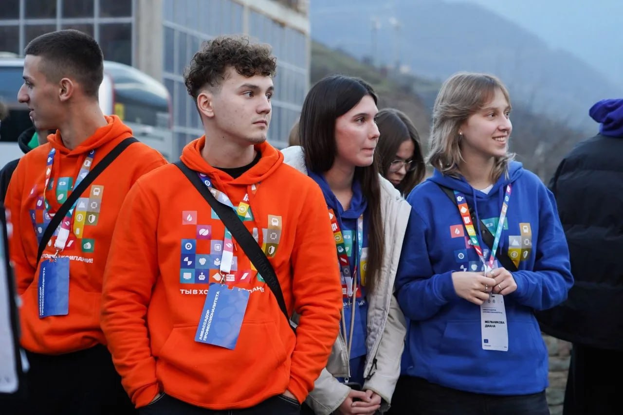 Студенты балашовского техникума представили регион на всероссийском слёте амбассадоров в Грозном Студенты балашовского техникума представили регион на всероссийском слёте амбассадоров в Грозном