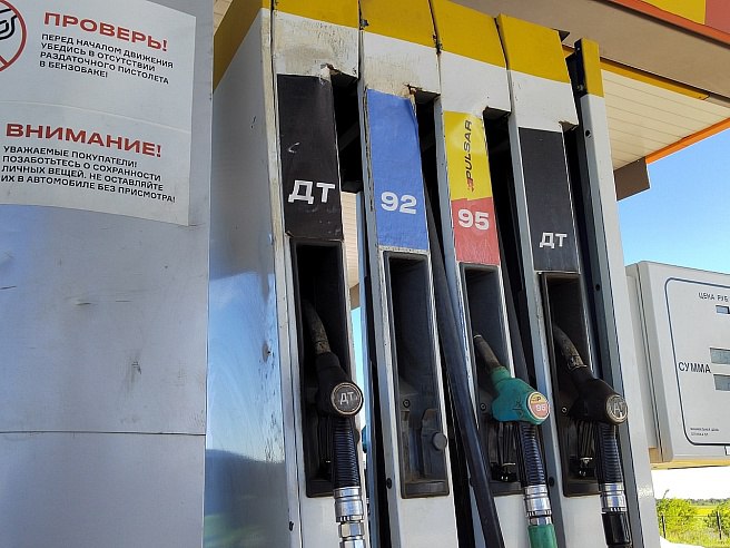 АИ-92 подешевел в Саратовской области на 92 копейки