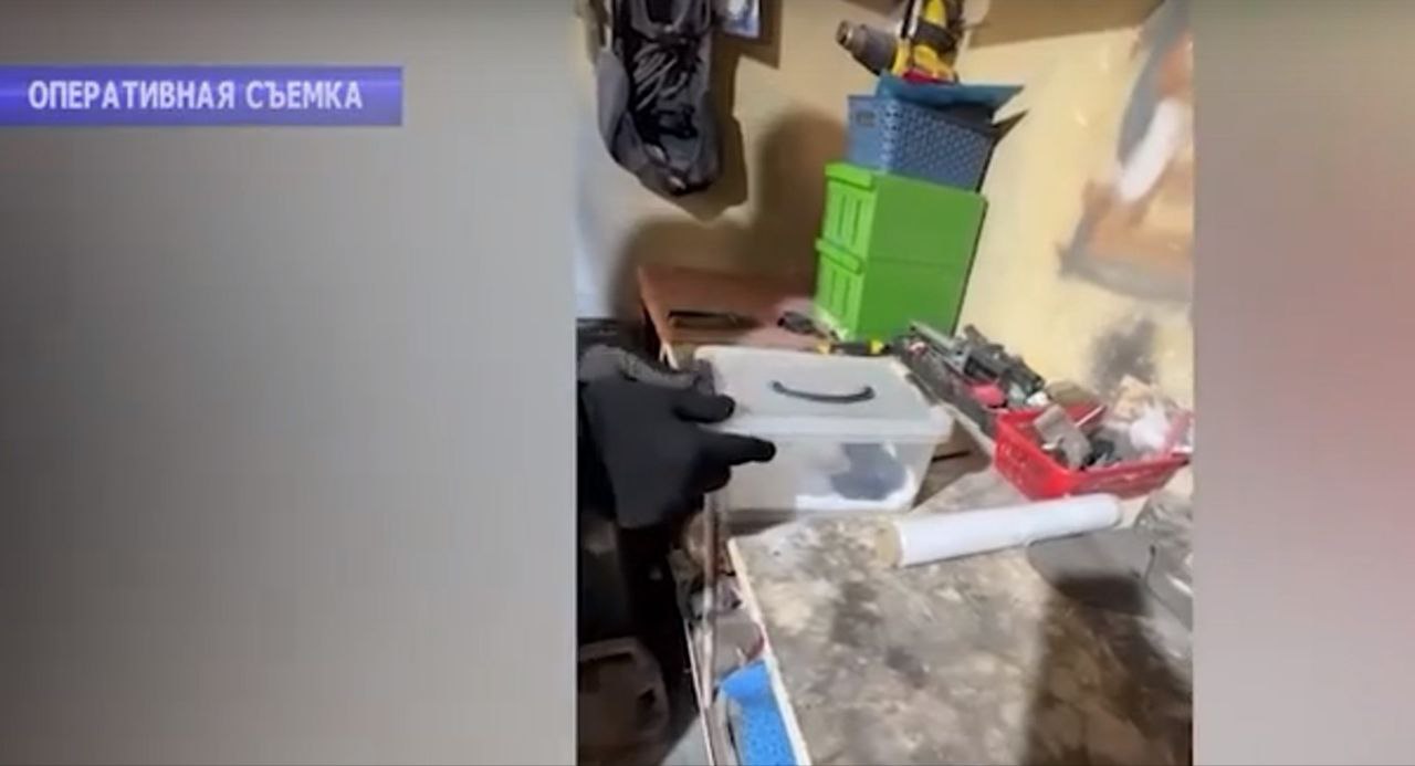 Не просто закладчик, а ремесленник: в Саратове задержали наркодельца с гипсовыми камнями Не просто закладчик, а ремесленник: в Саратове задержали наркодельца с гипсовыми камнями