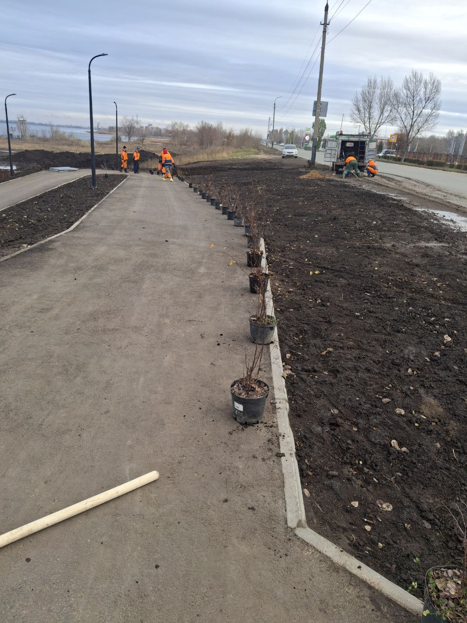 Сотрудники «Комбината благоустройства» работают в ежедневном режиме на улицах города Балаково Сотрудники «Комбината благоустройства» работают в ежедневном режиме на улицах города Балаково