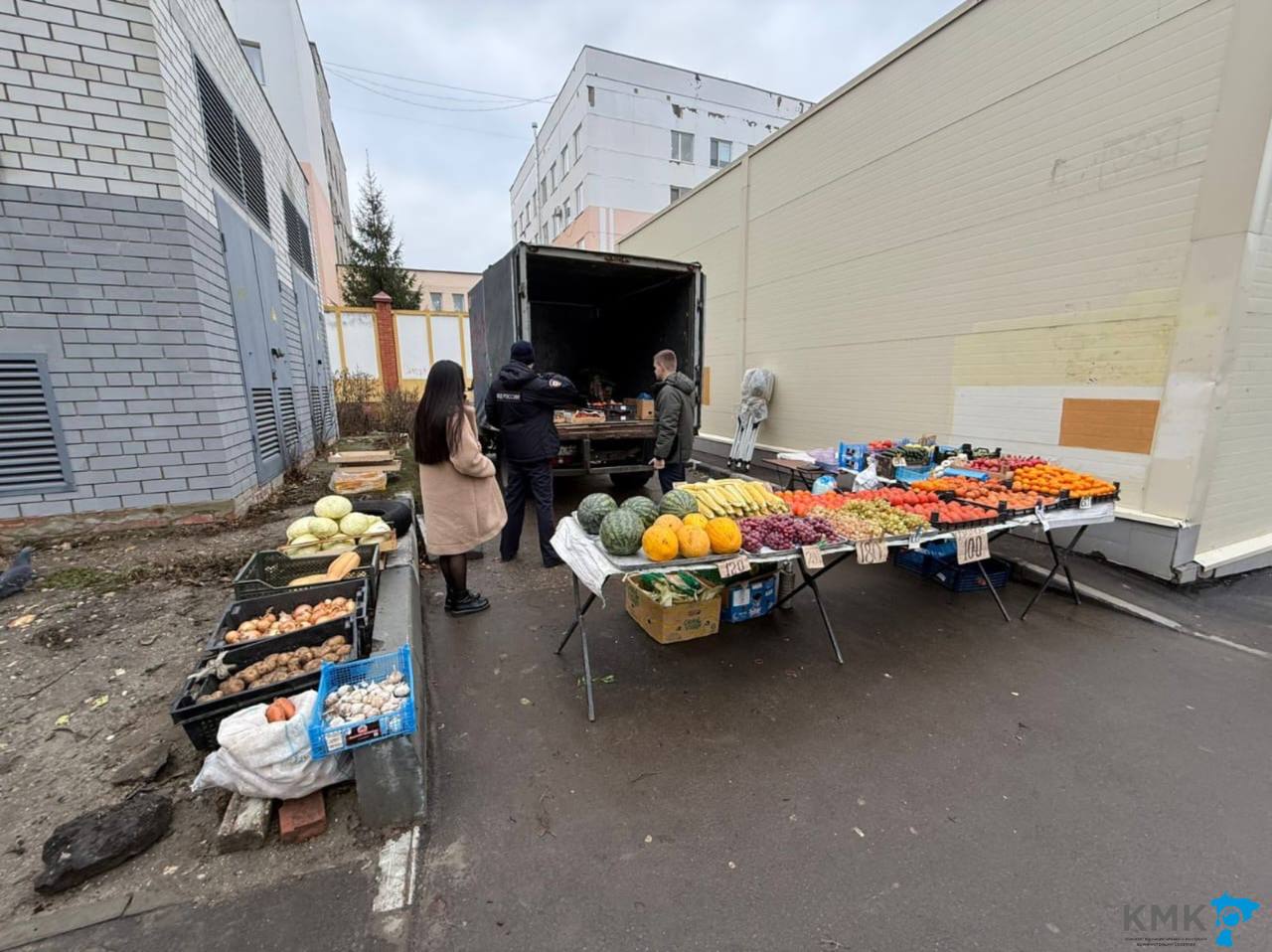 В ходе рейда с полицией изъяты непродовольственные товары В ходе рейда с полицией изъяты непродовольственные товары