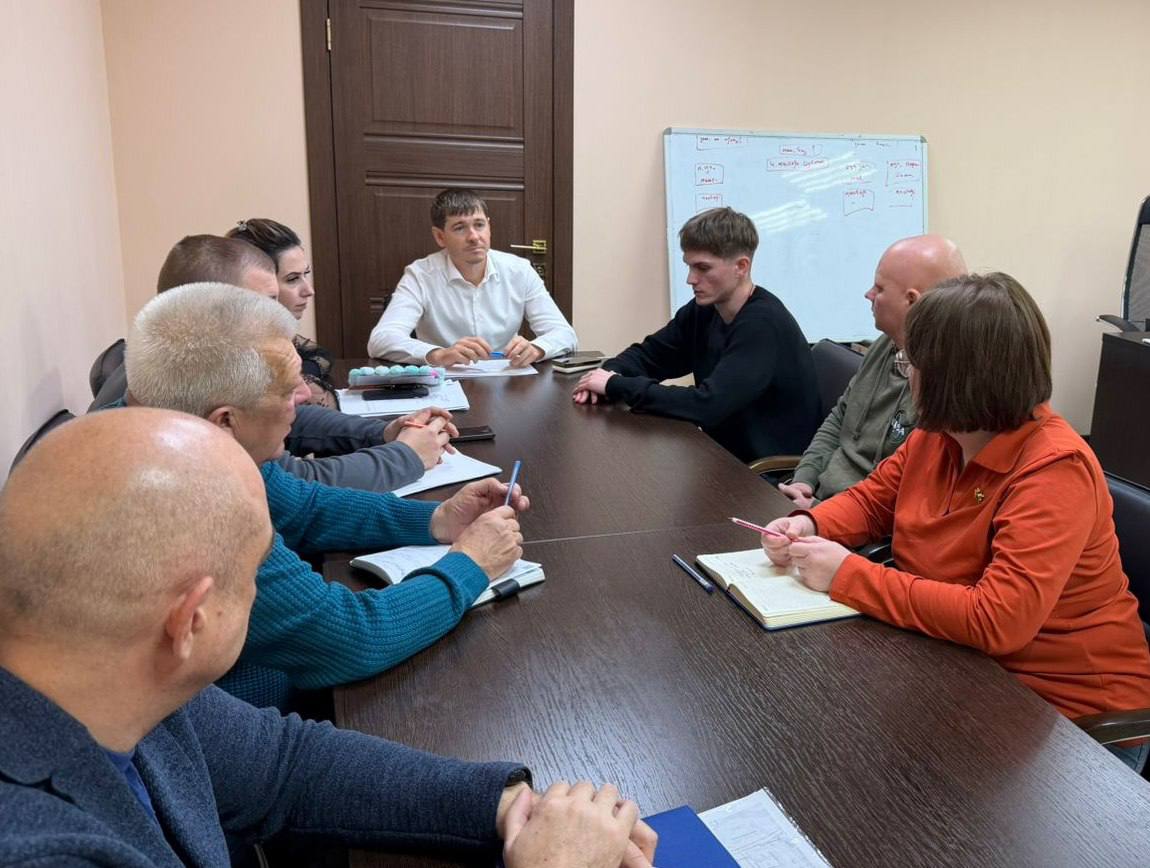 По поручению главы города Михаила Исаева в администрациях районов продолжаются штабы по вопросам благоустройства в зимний период По поручению главы города Михаила Исаева в администрациях районов продолжаются штабы по вопросам благоустройства в зимний период