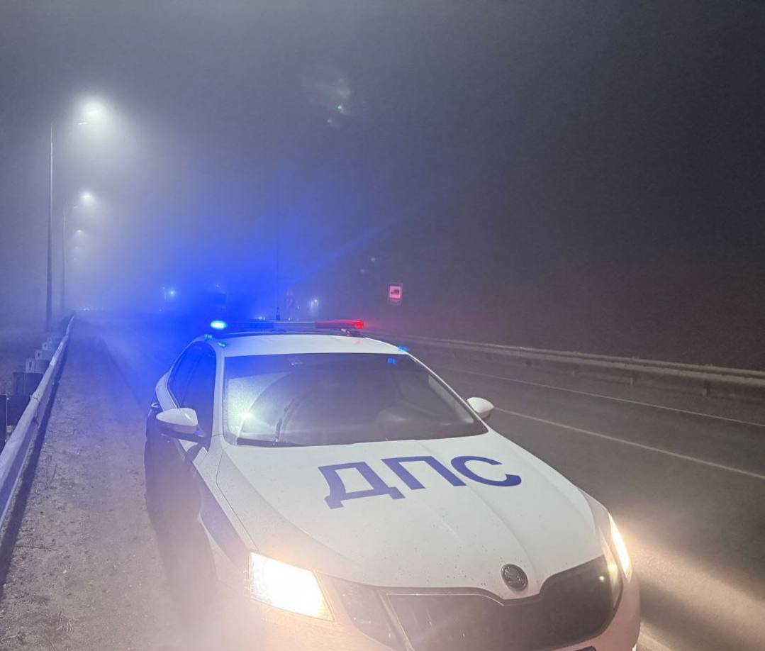 Саратовских водителей просят быть предельно внимательными из-за погодных условий