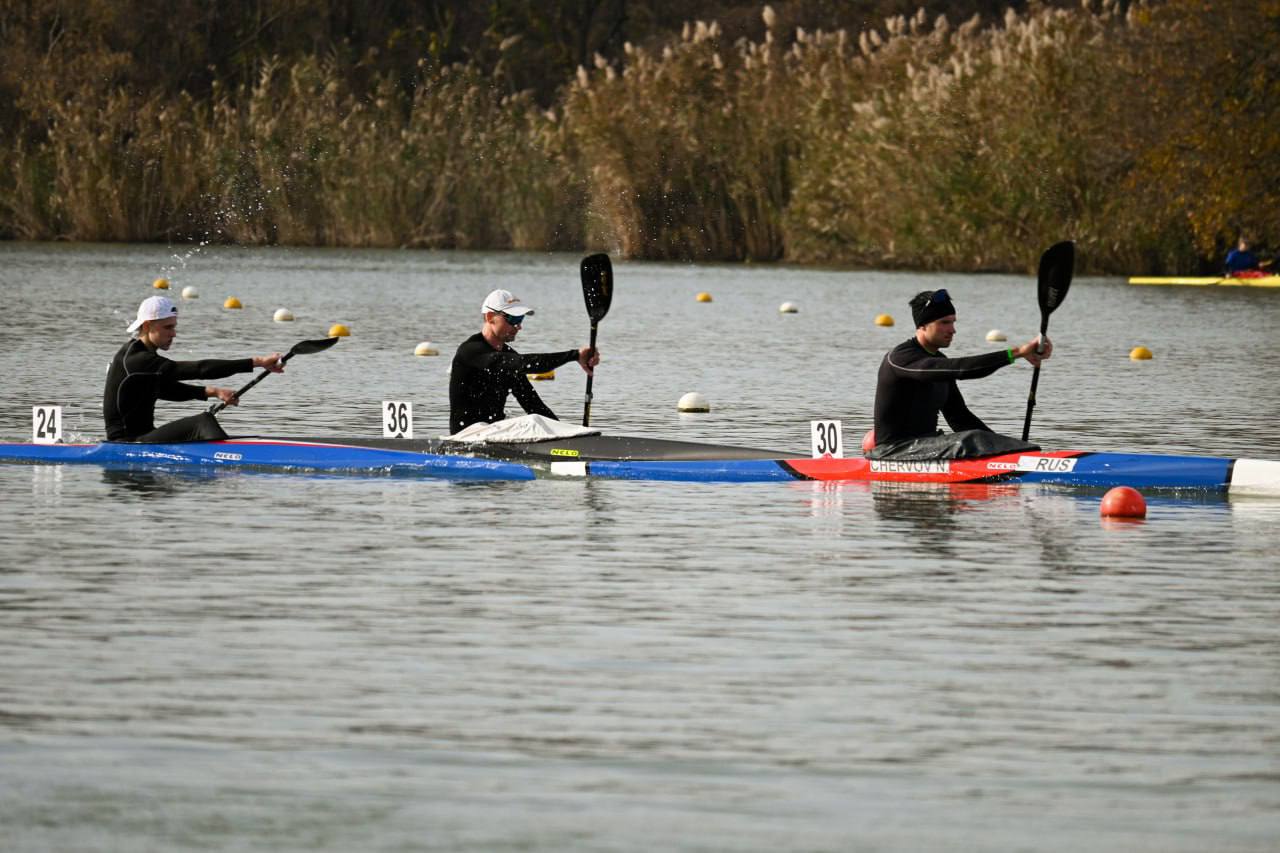 В Краснодаре завершился Кубок России и всероссийские соревнования по гребле на байдарках и каноэ В Краснодаре завершился Кубок России и всероссийские соревнования по гребле на байдарках и каноэ