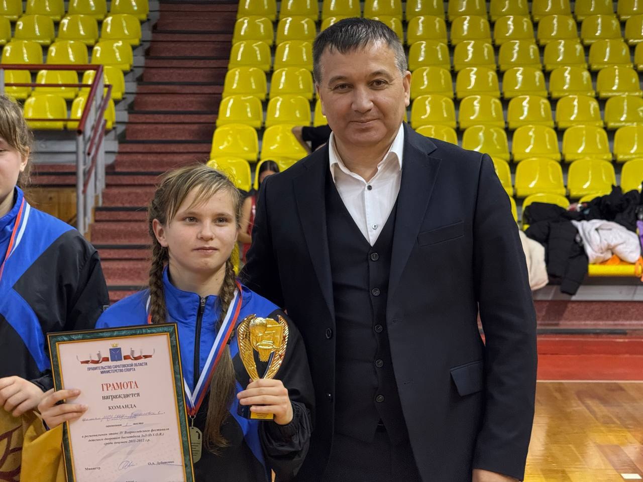 34 команды по дворовому баскетболу поборолись за право представить регион на Всероссийском турнире 34 команды по дворовому баскетболу поборолись за право представить регион на Всероссийском турнире