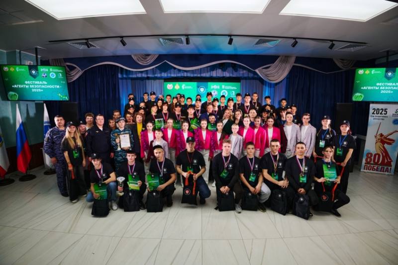 В Саратовской области состоялся фестиваль под эгидой 80-летию Победы в Великой Отечественной войне и Года защитника Отечества