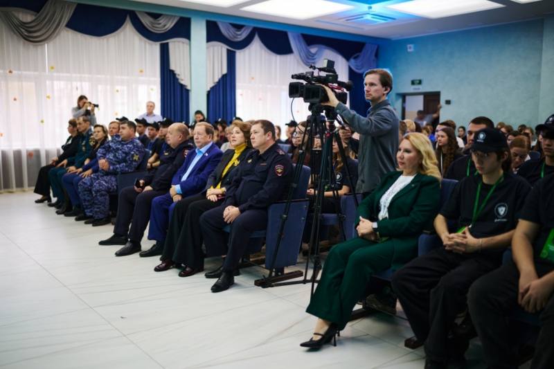 В Саратовской области состоялся фестиваль под эгидой 80-летию Победы в Великой Отечественной войне и Года защитника Отечества В Саратовской области состоялся фестиваль под эгидой 80-летию Победы в Великой Отечественной войне и Года защитника Отечества