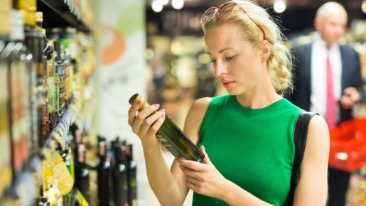 Качественное оливковое масло определите по упаковке: при выборе смотрите вот на что