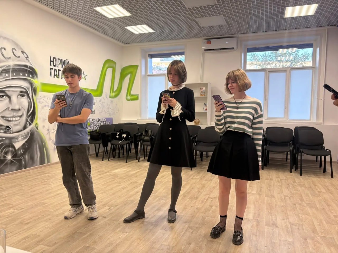 Молодёжное пространство «Орлёнок» снова стало центром для репетиций и подготовки к будущим играм КВН Молодёжное пространство «Орлёнок» снова стало центром для репетиций и подготовки к будущим играм КВН