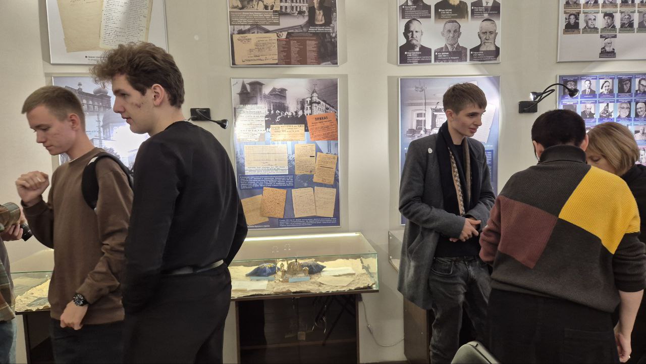 Студенты саратовских вузов познакомились с духовным наследием региона Студенты саратовских вузов познакомились с духовным наследием региона