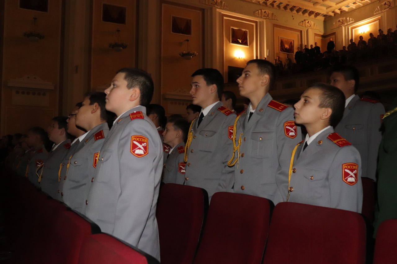 Саратовская кадетская школа отметила 25-летний юбилей Саратовская кадетская школа отметила 25-летний юбилей