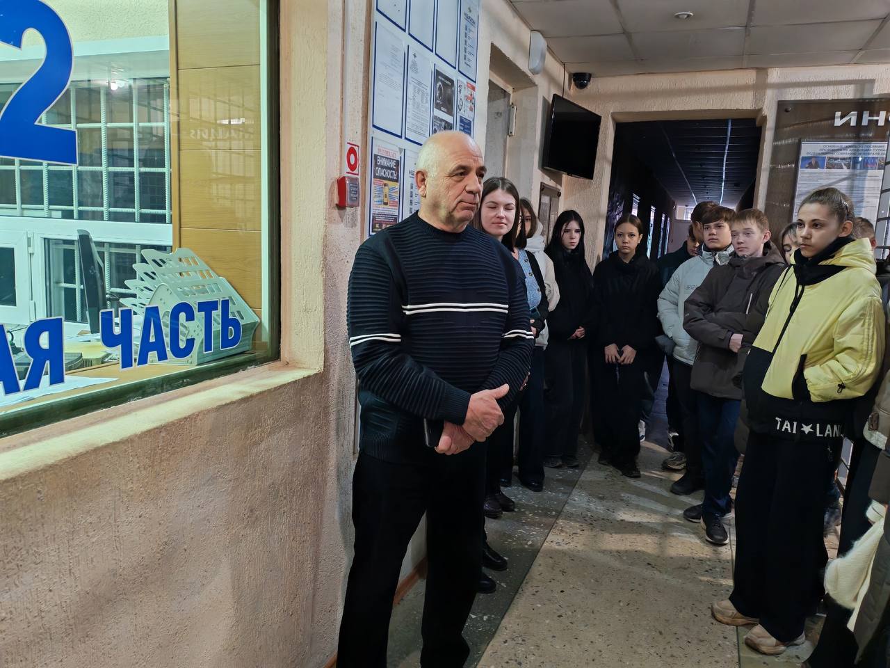 Профориентационную экскурсию в отдел полиции организовала член общественного совета в Петровске Профориентационную экскурсию в отдел полиции организовала член общественного совета в Петровске