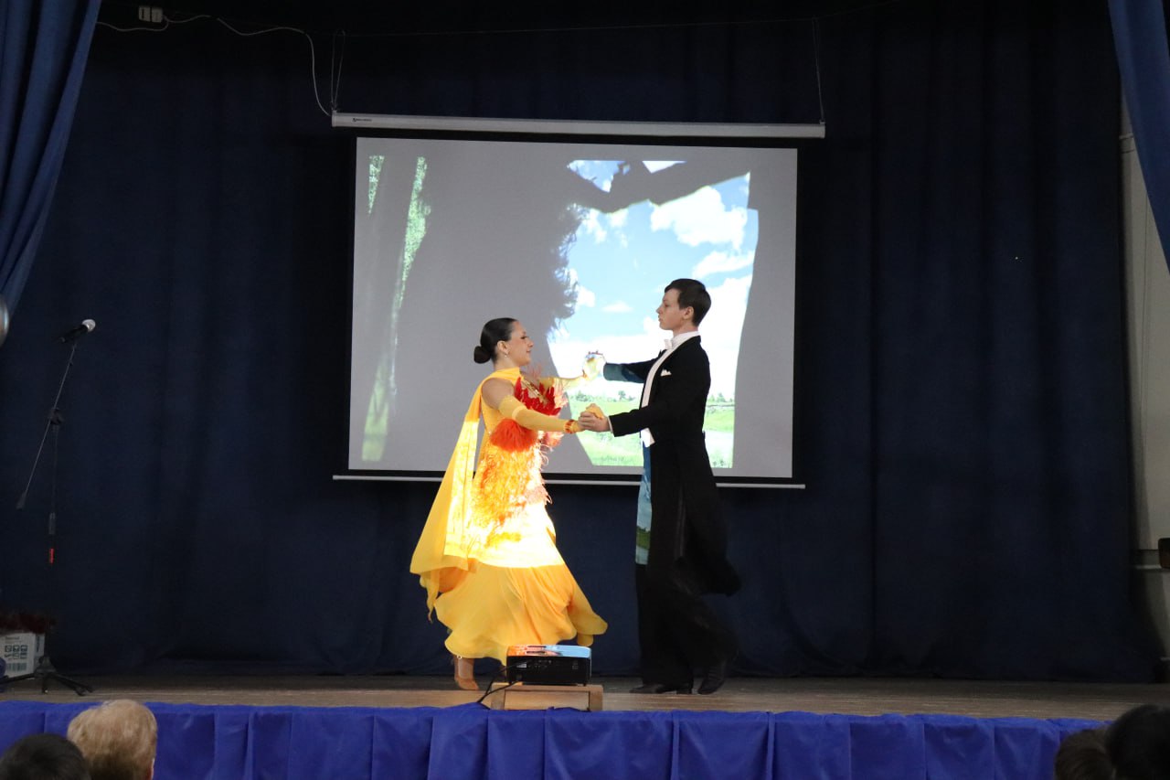 В Саратове прошел юбилейный форум приемных семей «Тепло родного дома» В Саратове прошел юбилейный форум приемных семей «Тепло родного дома»