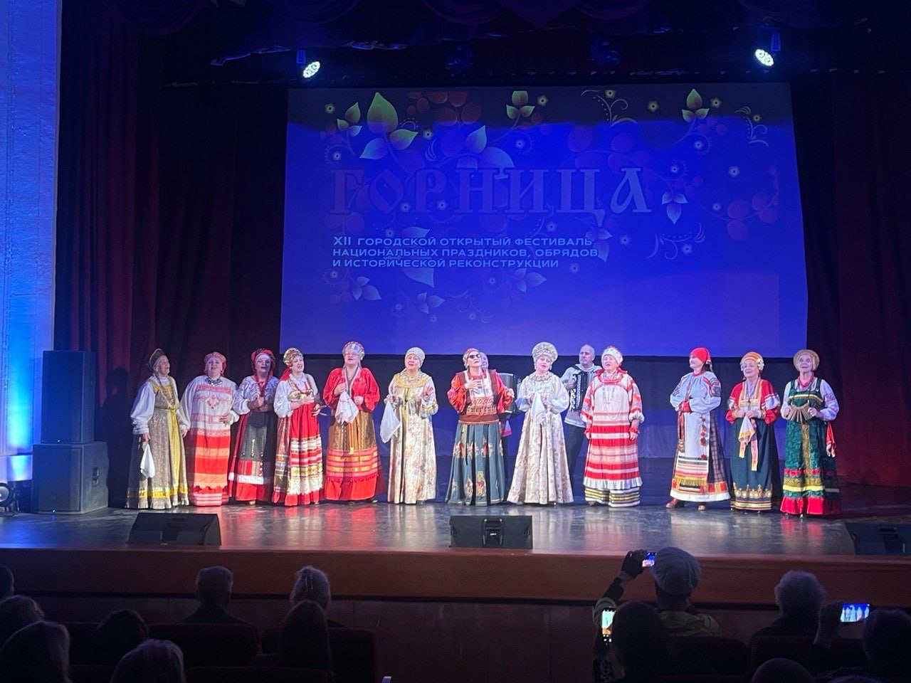 В Саратове прошел XII городской открытый фестиваль «Горница» В Саратове прошел XII городской открытый фестиваль «Горница»