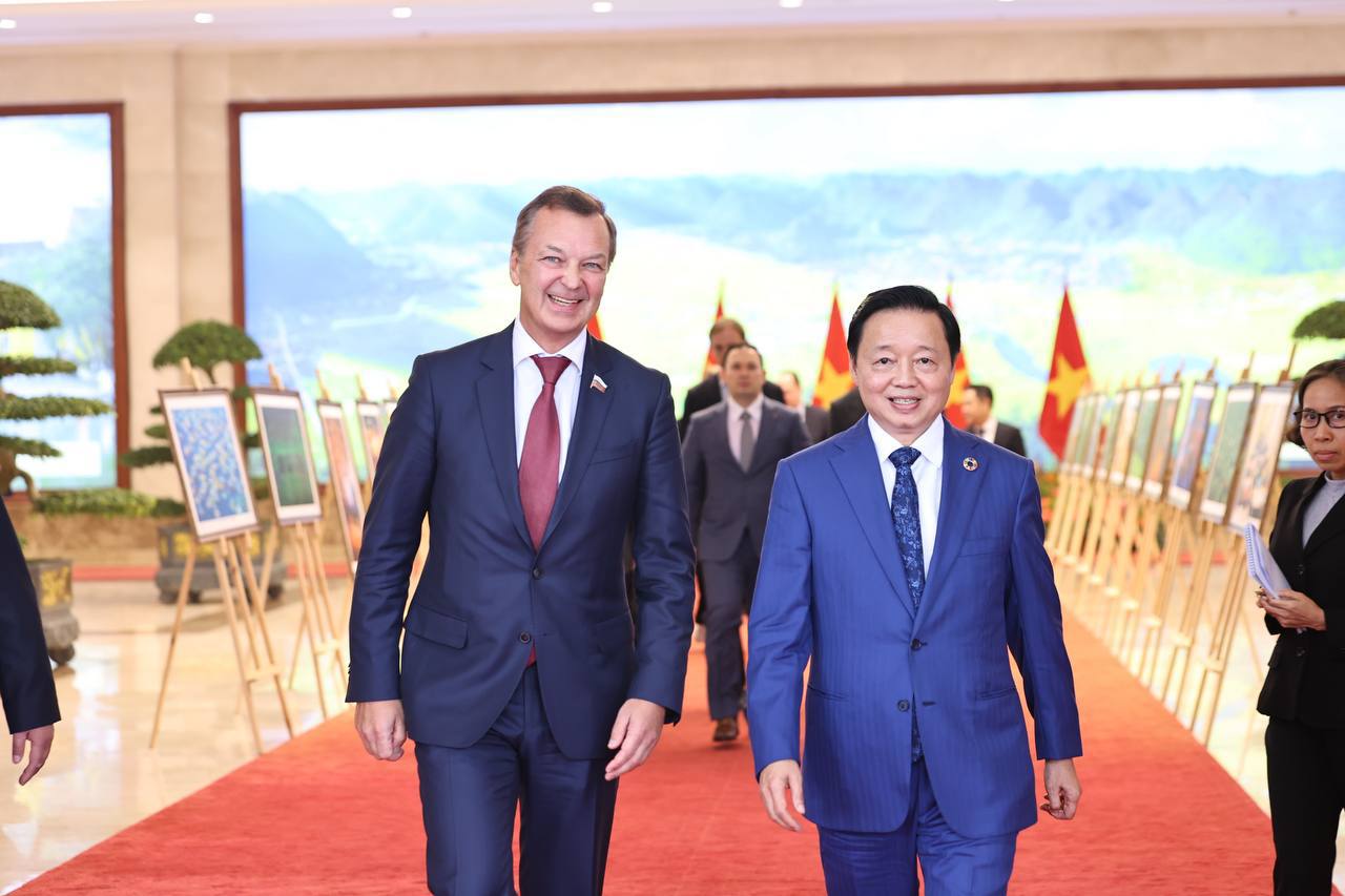 Развитие российско-вьетнамского стратегического партнерства обсудили в ходе заседания группы по сотрудничеству Совета Федерации и Национального собрания Вьетнама в городе Ханое Развитие российско-вьетнамского стратегического партнерства обсудили в ходе заседания группы по сотрудничеству Совета Федерации и Национального собрания Вьетнама в городе Ханое