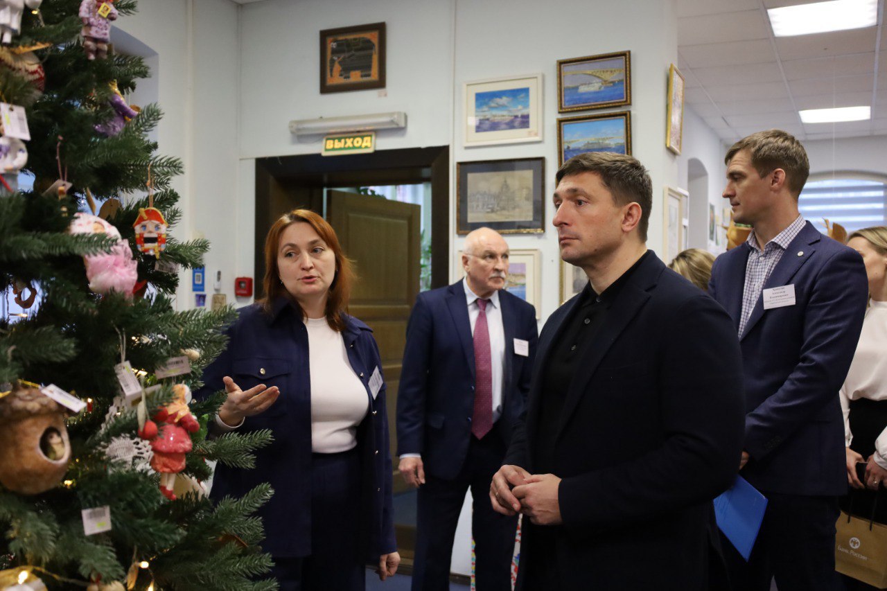 Клуб продюсеров Саратовской области обсудил будущее народных художественных промыслов и ремесел