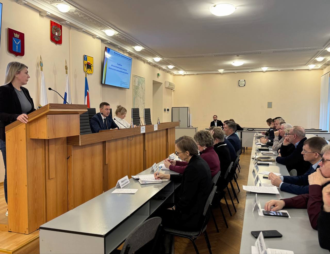 На совещании с коллегами подвели итоги работы административной комиссии Энгельсского района