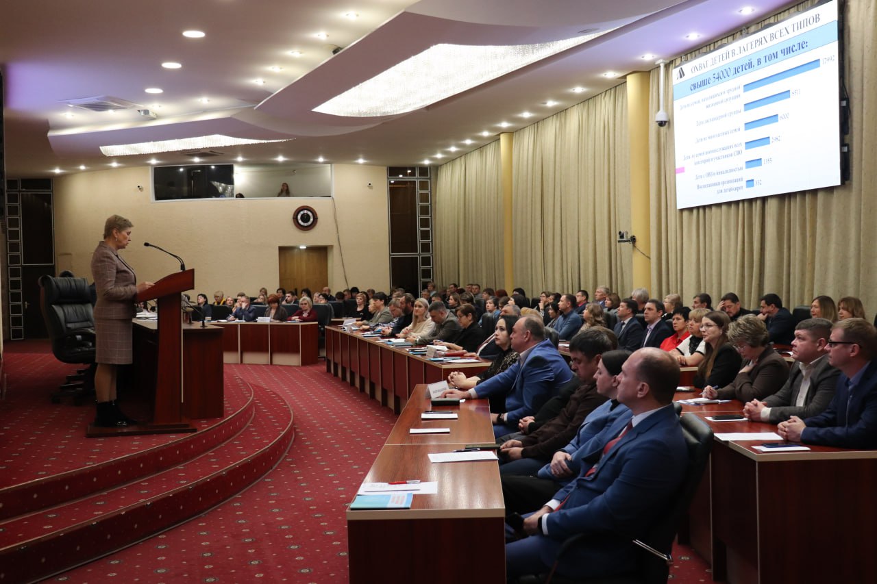 В Саратовской области внедряется единая система воспитания в детских оздоровительных лагерях