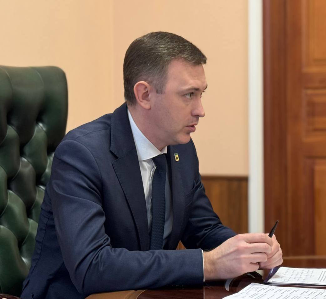 На межведомственном совещании с участием представителей ГИБДД МУ МВД РФ «Энгельсское» и других профильных структур рассмотрели комплекс мероприятий по повышению безопасности дорожного движения, реализованный в этом году