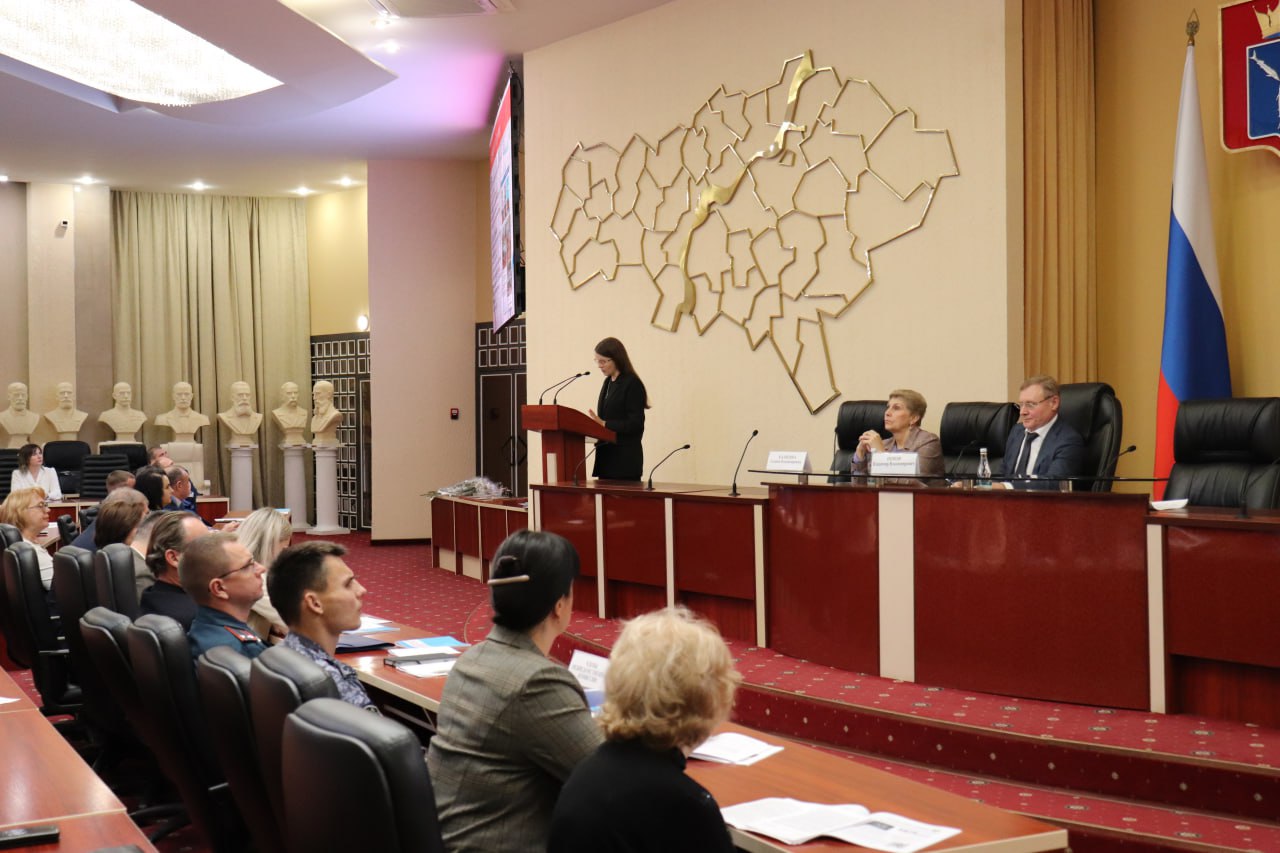 В Саратовской области внедряется единая система воспитания в детских оздоровительных лагерях В Саратовской области внедряется единая система воспитания в детских оздоровительных лагерях