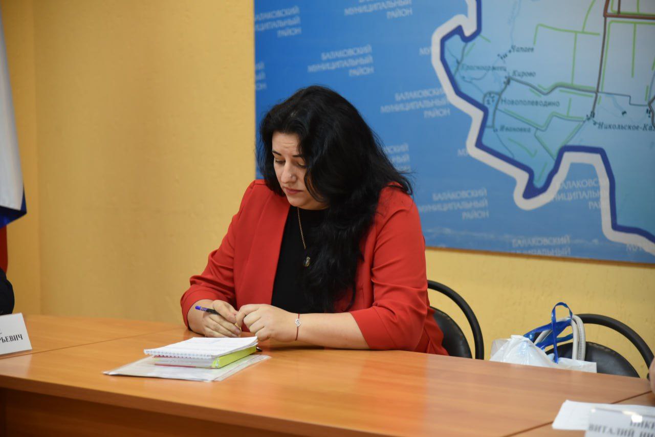 Сегодня по поручению губернатора Романа Бусаргина провели личный приём для участников специальной военной операции и членов их семей Сегодня по поручению губернатора Романа Бусаргина провели личный приём для участников специальной военной операции и членов их семей