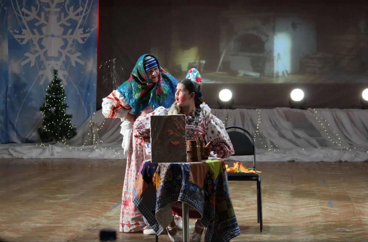 В преддверии новогодних праздников в Саратове состоялся яркий и незабываемый городской конкурс «Я – Снегурочка!» В преддверии новогодних праздников в Саратове состоялся яркий и незабываемый городской конкурс «Я – Снегурочка!»