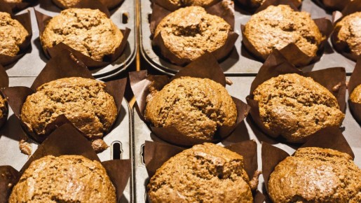 Бумажную форму для кексов можно сделать своими руками: незаслуженно забытая хитрость