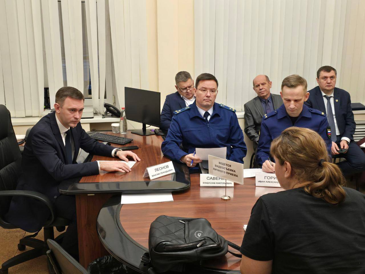 Сегодня по поручению губернатора Романа Бусаргина провел личный прием участников специальной военной операции и членов их семей Сегодня по поручению губернатора Романа Бусаргина провел личный прием участников специальной военной операции и членов их семей