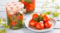Вкусные соленые помидоры: как заготовить на зиму