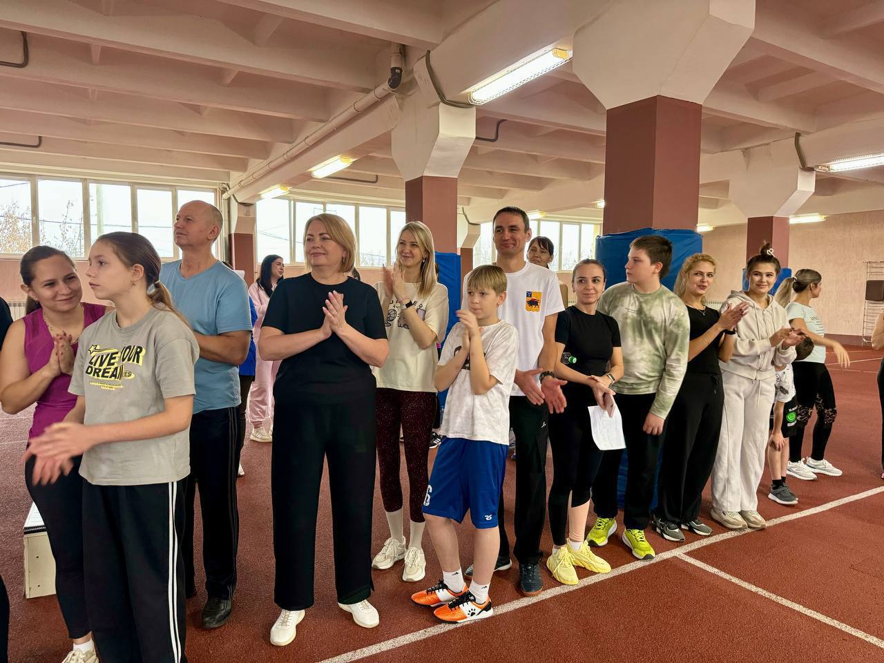 В Энгельсском районе состоялся уже второй Фестиваль ГТО среди сотрудников органов местного самоуправления, депутатского корпуса и членов их семей В Энгельсском районе состоялся уже второй Фестиваль ГТО среди сотрудников органов местного самоуправления, депутатского корпуса и членов их семей